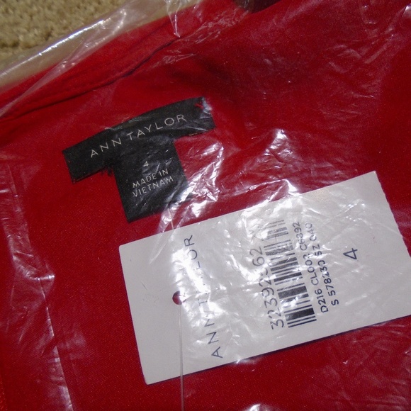 ANN TAYLOR NWT Scoop Neck Sheath Dress 4/6 - Picture 3 of 6